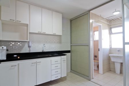 Apartamento para alugar com 70m², 2 quartos e 1 vagaCozinha