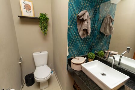 Casa à venda com 130m², 3 quartos e 3 vagas Casa à venda com 130m², 3 quartos e 3 vagasLavabo