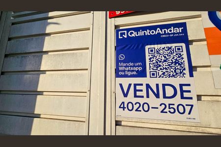 Casa à venda com 130m², 3 quartos e 3 vagas Casa à venda com 130m², 3 quartos e 3 vagasPlaca