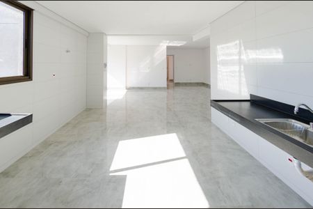 Apartamento para alugar com 108m², 3 quartos e 3 vagasCozinha