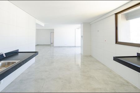 Apartamento para alugar com 104m², 3 quartos e 3 vagasCozinha