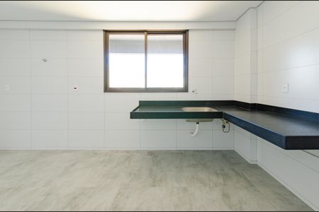 Apartamento para alugar com 104m², 3 quartos e 3 vagasCozinha