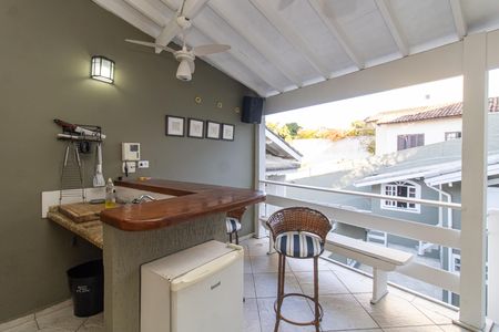 Casa à venda com 500m², 4 quartos e 6 vagas Casa à venda com 500m², 4 quartos e 6 vagasTerraço Gourmet