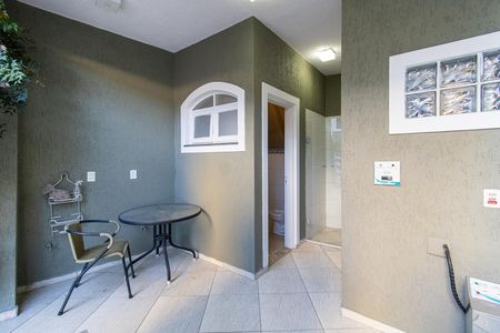 Casa à venda com 500m², 4 quartos e 6 vagas Casa à venda com 500m², 4 quartos e 6 vagasSaúna