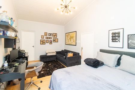 Casa à venda com 500m², 4 quartos e 6 vagas Casa à venda com 500m², 4 quartos e 6 vagasSuíte 3