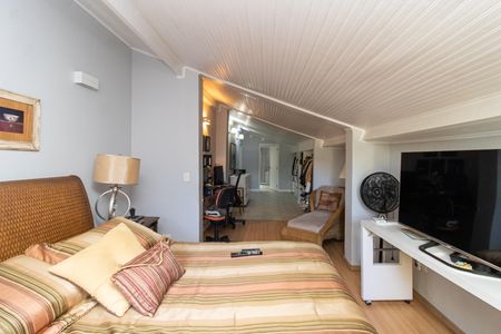Casa à venda com 500m², 4 quartos e 6 vagas Casa à venda com 500m², 4 quartos e 6 vagasSuíte 2