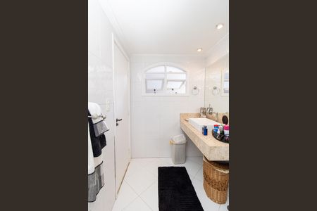 Casa à venda com 500m², 4 quartos e 6 vagas Casa à venda com 500m², 4 quartos e 6 vagasBanheiro da Suíte 3