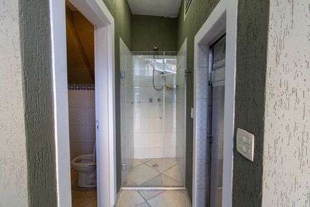 Casa à venda com 500m², 4 quartos e 6 vagas Casa à venda com 500m², 4 quartos e 6 vagasSaúna