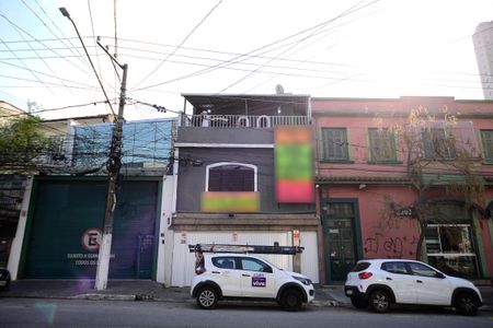 Casa para alugar com 480m², 6 quartos e 2 vagasFachada