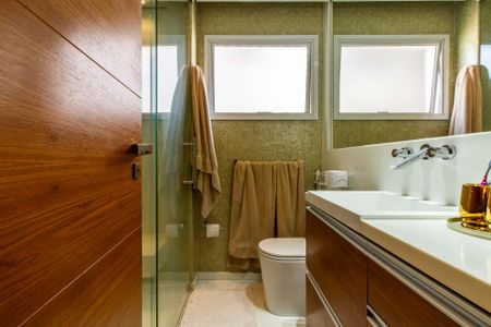 Apartamento à venda com 131m², 3 quartos e 3 vagasBanheiro do Quarto 3