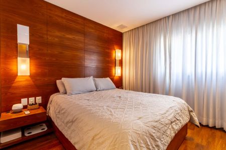 Apartamento à venda com 131m², 3 quartos e 3 vagasQuarto 3
