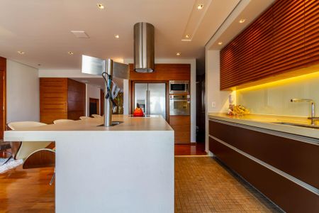 Apartamento à venda com 131m², 3 quartos e 3 vagasSala/Cozinha