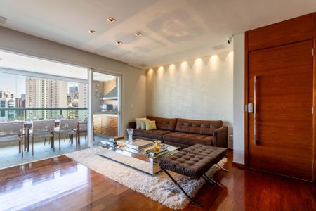 Apartamento à venda com 131m², 3 quartos e 3 vagasSala/Cozinha