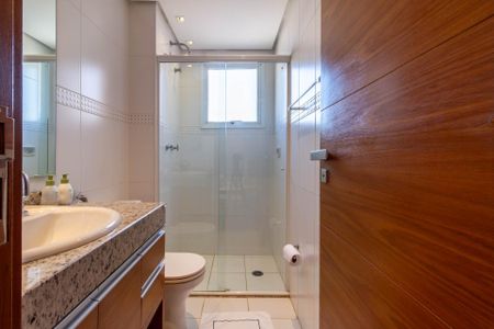 Apartamento à venda com 131m², 3 quartos e 3 vagasBanheiro