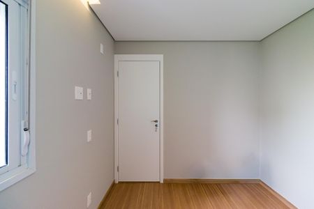 Apartamento à venda com 87m², 3 quartos e 2 vagasQuarto 2