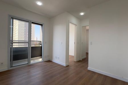 Apartamento à venda com 42m², 2 quartos e 1 vaga Apartamento à venda com 42m², 2 quartos e 1 vagaSala