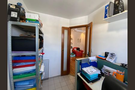 Apartamento à venda com 99m², 3 quartos e 2 vagasEscritório