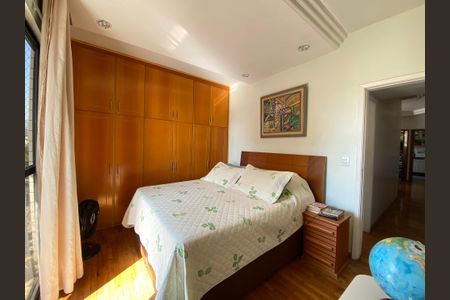 Apartamento à venda com 99m², 3 quartos e 2 vagasSuíte 