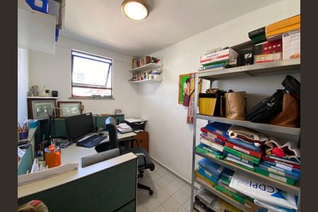 Apartamento à venda com 99m², 3 quartos e 2 vagasEscritório