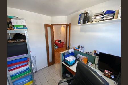 Apartamento à venda com 99m², 3 quartos e 2 vagasEscritório