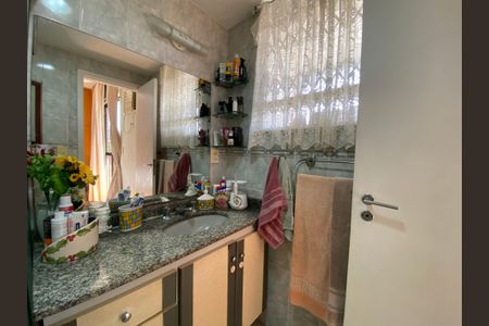 Apartamento à venda com 99m², 3 quartos e 2 vagasBanheiro da Suíte