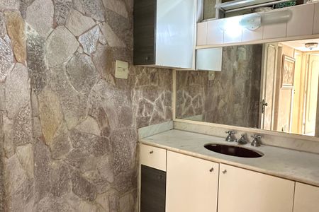 Apartamento à venda com 90m², 3 quartos e sem vaga Apartamento à venda com 90m², 3 quartos e sem vagaBanheiro