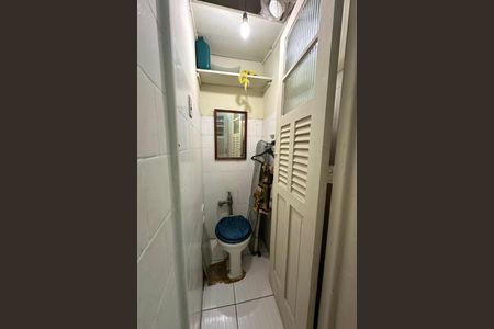 Apartamento à venda com 90m², 3 quartos e sem vaga Apartamento à venda com 90m², 3 quartos e sem vagaBanheiro de serviço