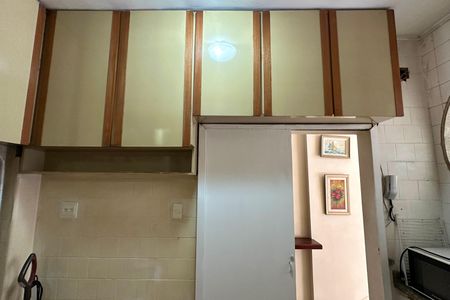 Apartamento à venda com 90m², 3 quartos e sem vaga Apartamento à venda com 90m², 3 quartos e sem vagaCozinha