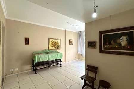 Apartamento à venda com 90m², 3 quartos e sem vaga Apartamento à venda com 90m², 3 quartos e sem vagaSala