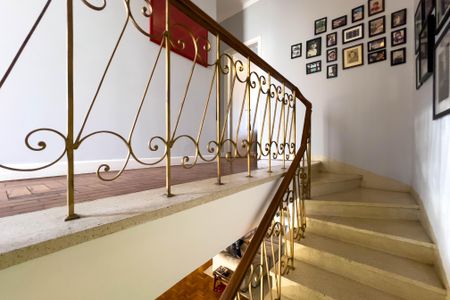 Casa para alugar com 300m², 4 quartos e 2 vagas Casa para alugar com 300m², 4 quartos e 2 vagasHall