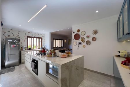 Casa para alugar com 300m², 4 quartos e 2 vagas Casa para alugar com 300m², 4 quartos e 2 vagasCozinha