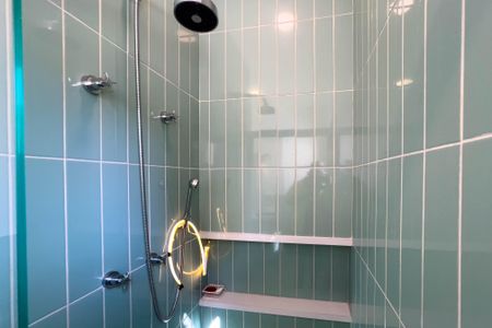 Casa para alugar com 300m², 4 quartos e 2 vagas Casa para alugar com 300m², 4 quartos e 2 vagasBanheiro