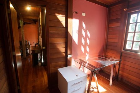 Casa de condomínio à venda com 360m², 3 quartos e 1 vagaSuíte 1