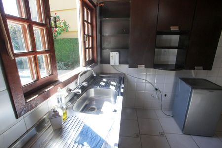 Casa de condomínio à venda com 360m², 3 quartos e 1 vagaCozinha