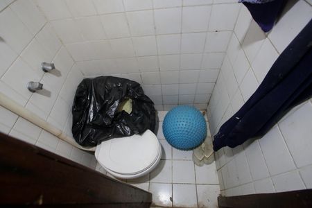 Casa de condomínio à venda com 360m², 3 quartos e 1 vagaBanheiro de Serviço