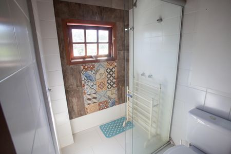 Casa de condomínio à venda com 360m², 3 quartos e 1 vagaBanheiro da Suíte 1