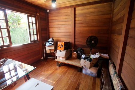 Casa de condomínio à venda com 360m², 3 quartos e 1 vagaSuíte 1