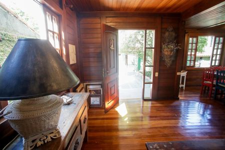 Casa de condomínio à venda com 360m², 3 quartos e 1 vagaSala