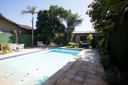 Casa de condomínio à venda com 360m², 3 quartos e 1 vagaÁrea Externa