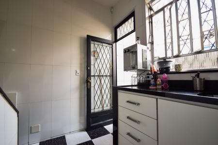 Casa à venda com 175m², 3 quartos e 1 vaga Casa à venda com 175m², 3 quartos e 1 vagaCozinha