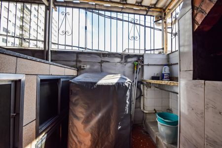 Casa à venda com 175m², 3 quartos e 1 vaga Casa à venda com 175m², 3 quartos e 1 vagaÁrea de Serviço