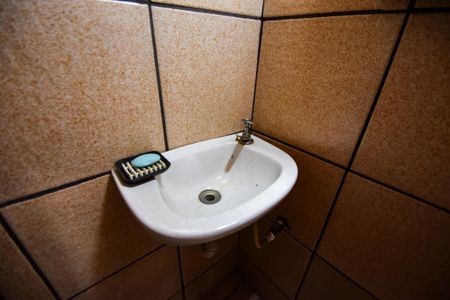 Casa à venda com 175m², 3 quartos e 1 vaga Casa à venda com 175m², 3 quartos e 1 vagaBanheiro de Serviço 2