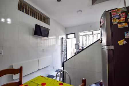 Casa à venda com 175m², 3 quartos e 1 vaga Casa à venda com 175m², 3 quartos e 1 vagaCozinha