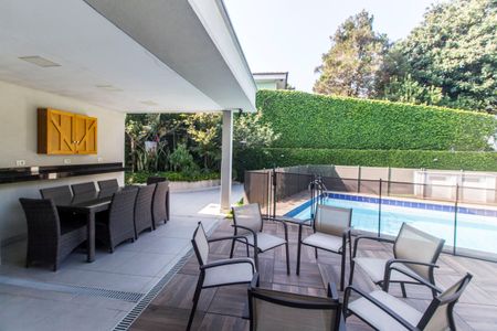 Casa de condomínio à venda com 444m², 3 quartos e 6 vagas Casa de condomínio à venda com 444m², 3 quartos e 6 vagasVista Cozinha