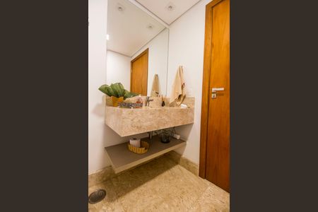 Casa de condomínio à venda com 444m², 3 quartos e 6 vagas Casa de condomínio à venda com 444m², 3 quartos e 6 vagasLavabo