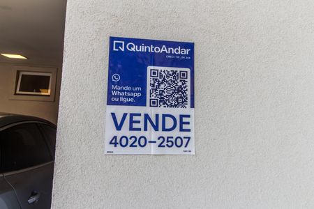 Casa de condomínio à venda com 444m², 3 quartos e 6 vagas Casa de condomínio à venda com 444m², 3 quartos e 6 vagasPlaca