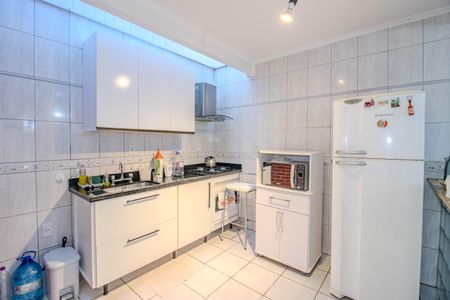 Apartamento à venda com 79m², 2 quartos e 2 vagasCozinha e Área de Serviço