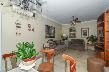 Sala de apartamento à venda com 3 quartos, 117m² em Petrópolis, Porto Alegre