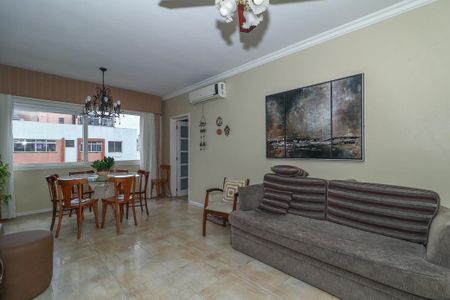 Sala de apartamento à venda com 3 quartos, 117m² em Petrópolis, Porto Alegre