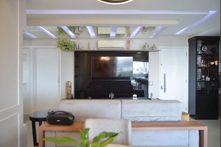 Apartamento à venda com 92m², 2 quartos e 1 vagaSala